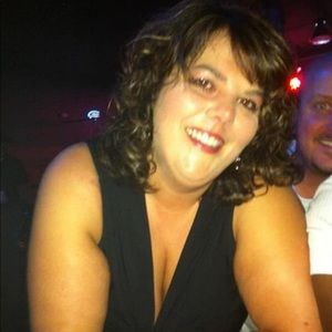 Meet your Posher, Holly